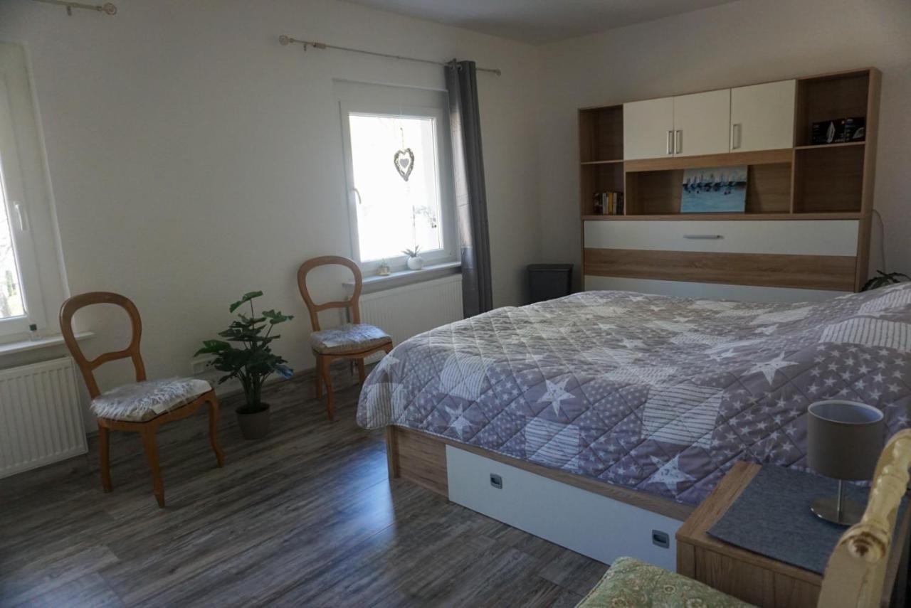 Dat Wittsche Hus - Ferienwohnung An Der Nordsee Вильгельмсхафен Экстерьер фото