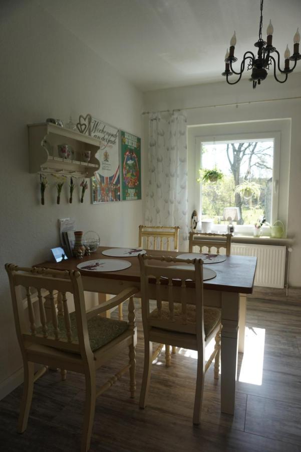 Dat Wittsche Hus - Ferienwohnung An Der Nordsee Вильгельмсхафен Экстерьер фото